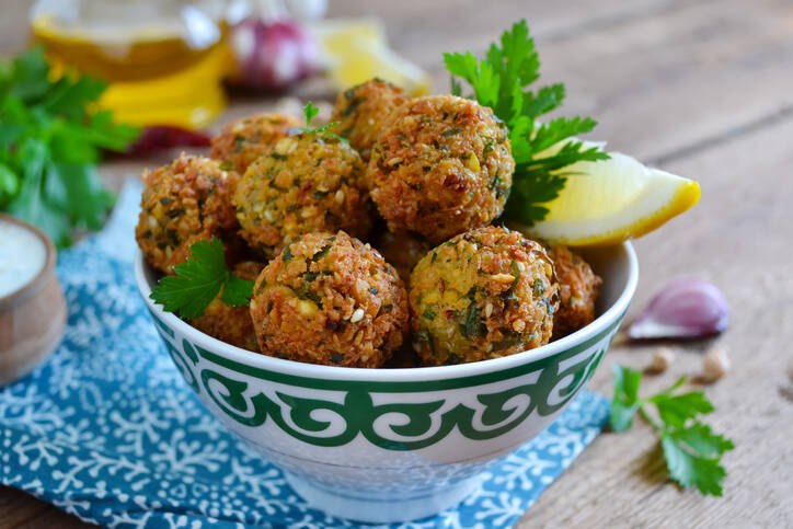 Falafel coapte în cuptor? Rețetă sănătoasă de năut, nu doar pentru vegani